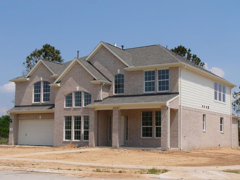 Why Roof is Discolored